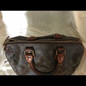 Authentic Vintage Louis Vuitton speedy 25